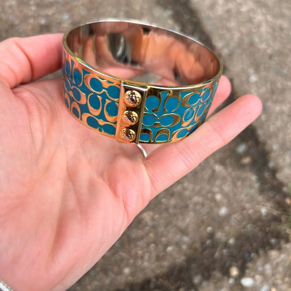 Coach teal gold signature logo enamel cuff bracelet Y2K - Picture 3 of 7